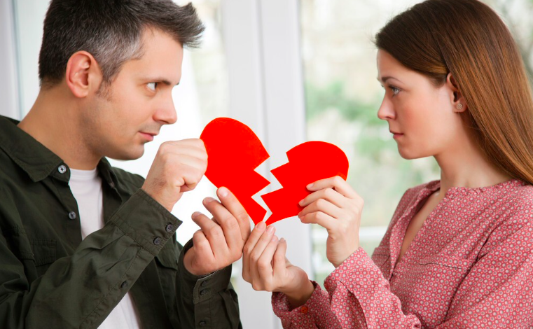 通辽离婚如何申请财产保全冻结对方账户